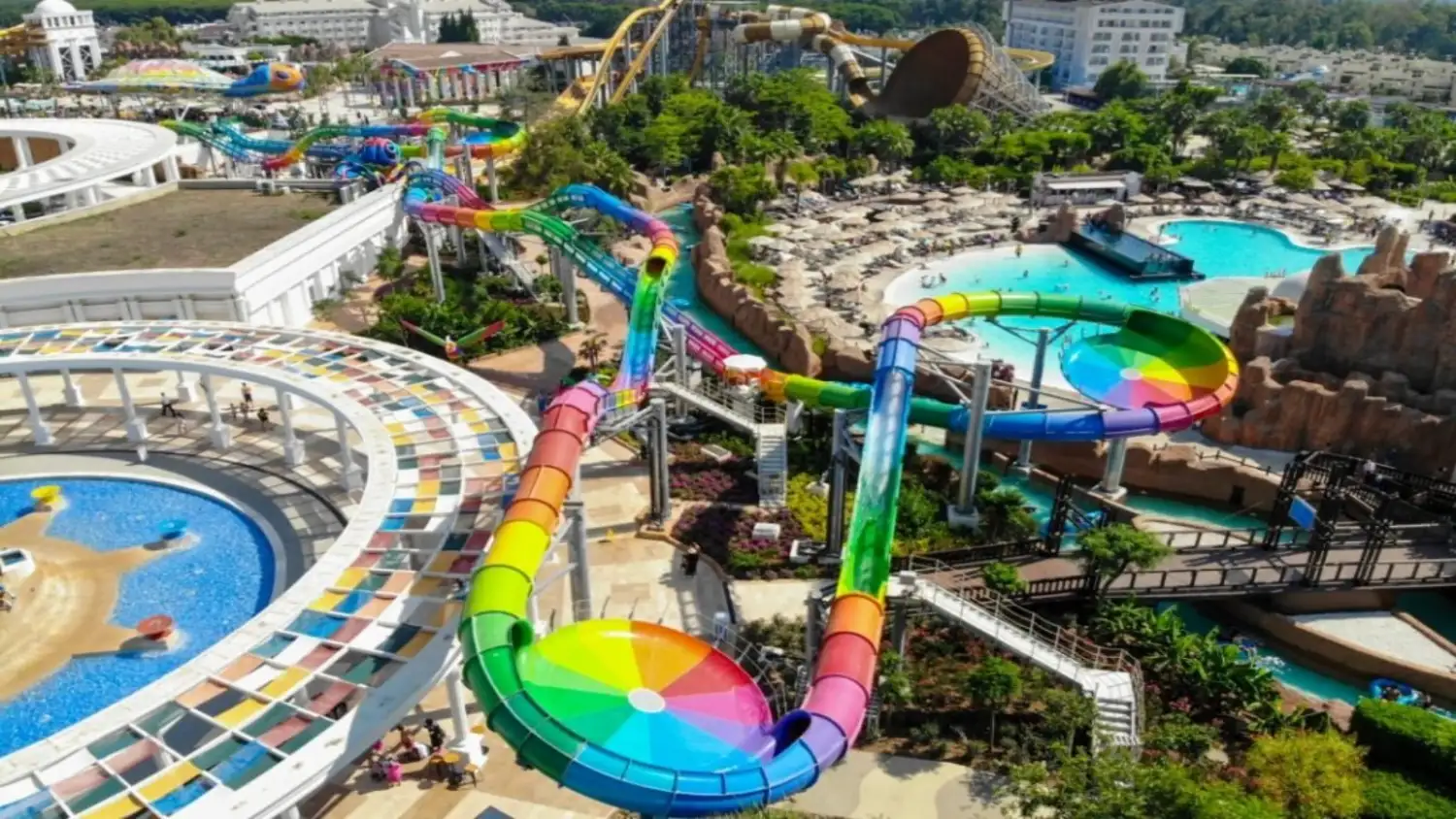 2 in 1 Land of Legends – Evening Show 