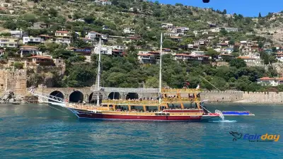Alanya Dinlendirici Tekne Turu